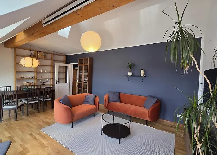 Penthouse In The Neustadt Apartman