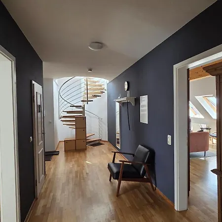 Penthouse In The Neustadt 아파트